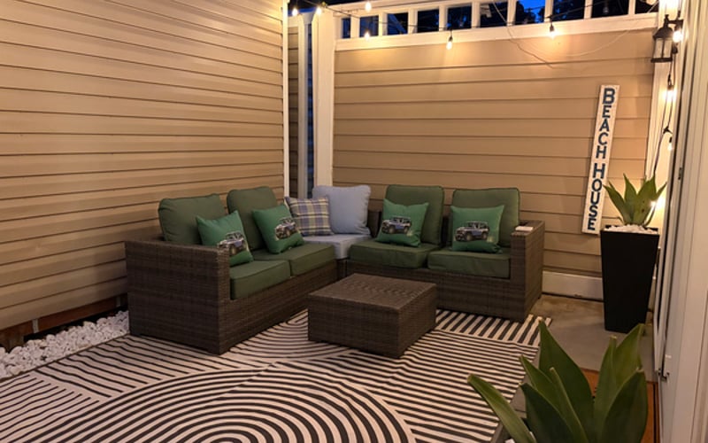Enjoy ocean breeze in a warm lit private space